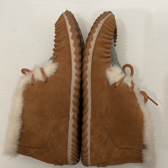 SOREL OUT N ABOUT MOCCASIN SLIP ON WOMENS SIZE 9.5 - Picture 11 of 16